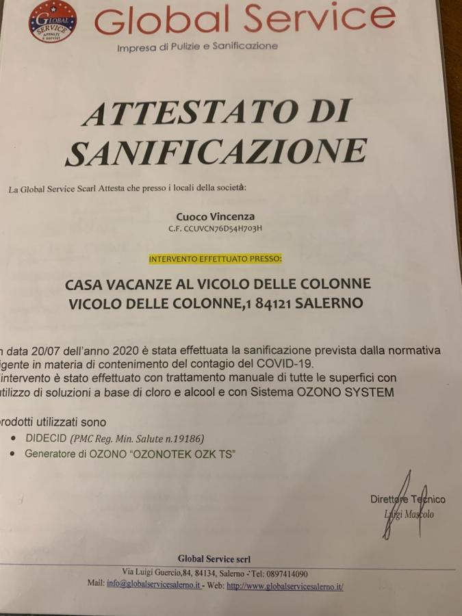 Casa Vacanza "Al Vicolo Delle Colonne" ساليرنو المظهر الخارجي الصورة