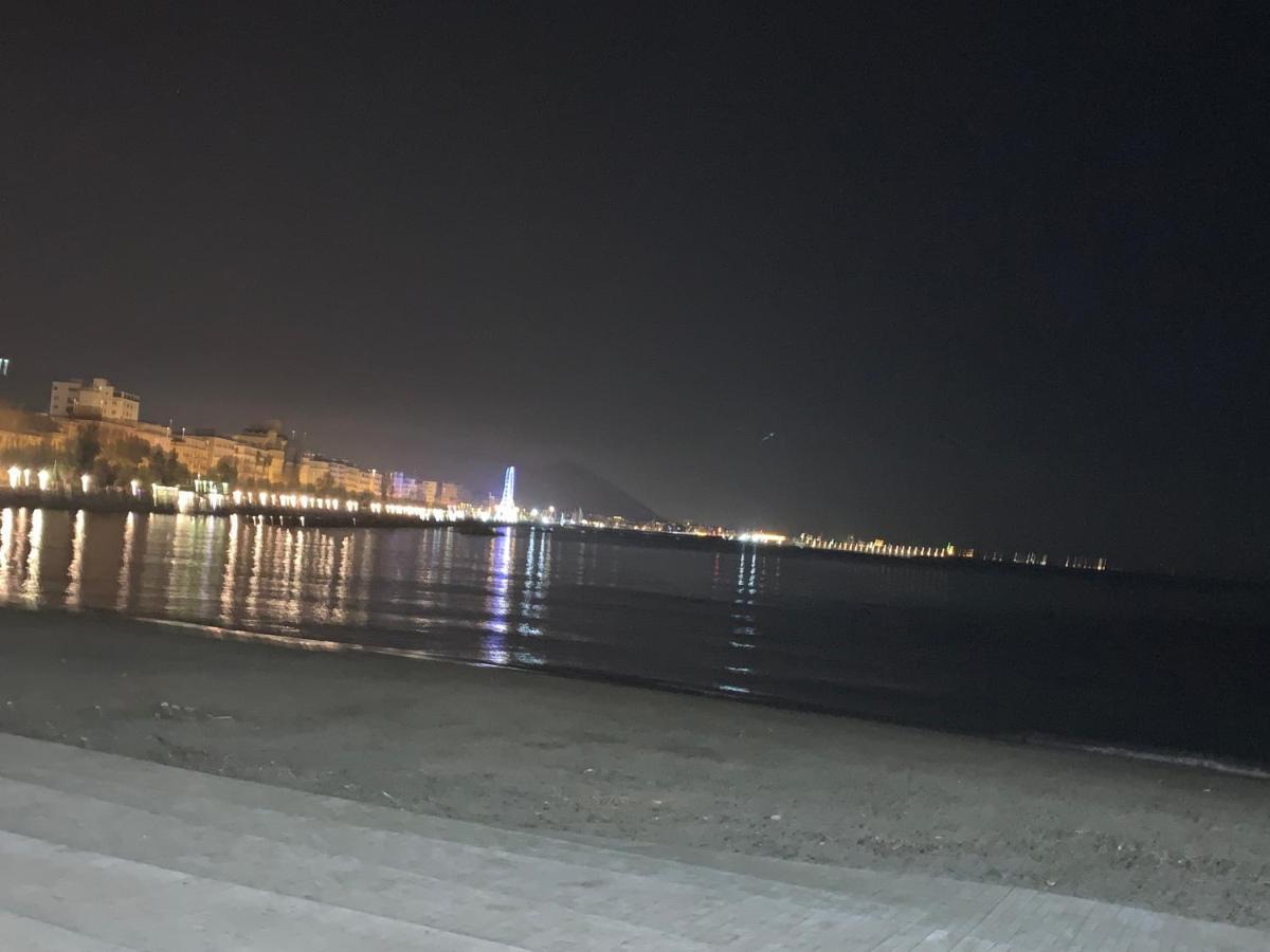 Casa Vacanza "Al Vicolo Delle Colonne" ساليرنو المظهر الخارجي الصورة